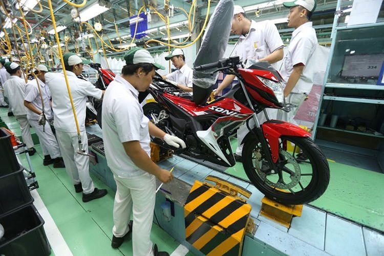 Perakitan New Honda Sonic 150R