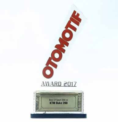 Motor Sport 200cc Terbaik - KTM Duke 200 - Otomotif Award