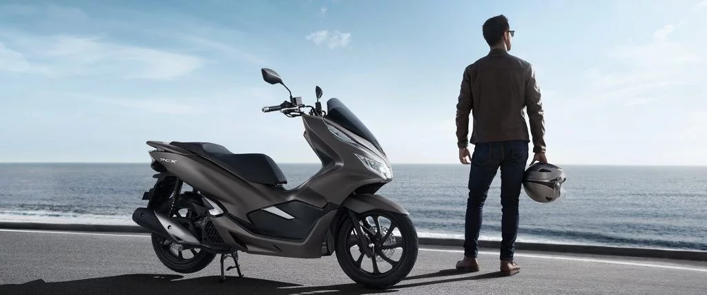 Honda pcx warna magnificent matte brown