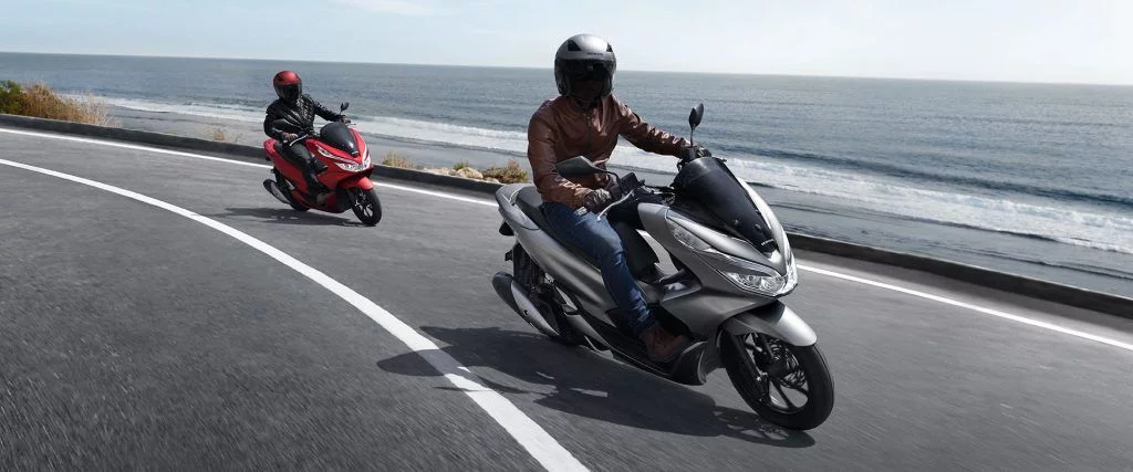 Pilihan warna honda pcx 2019 