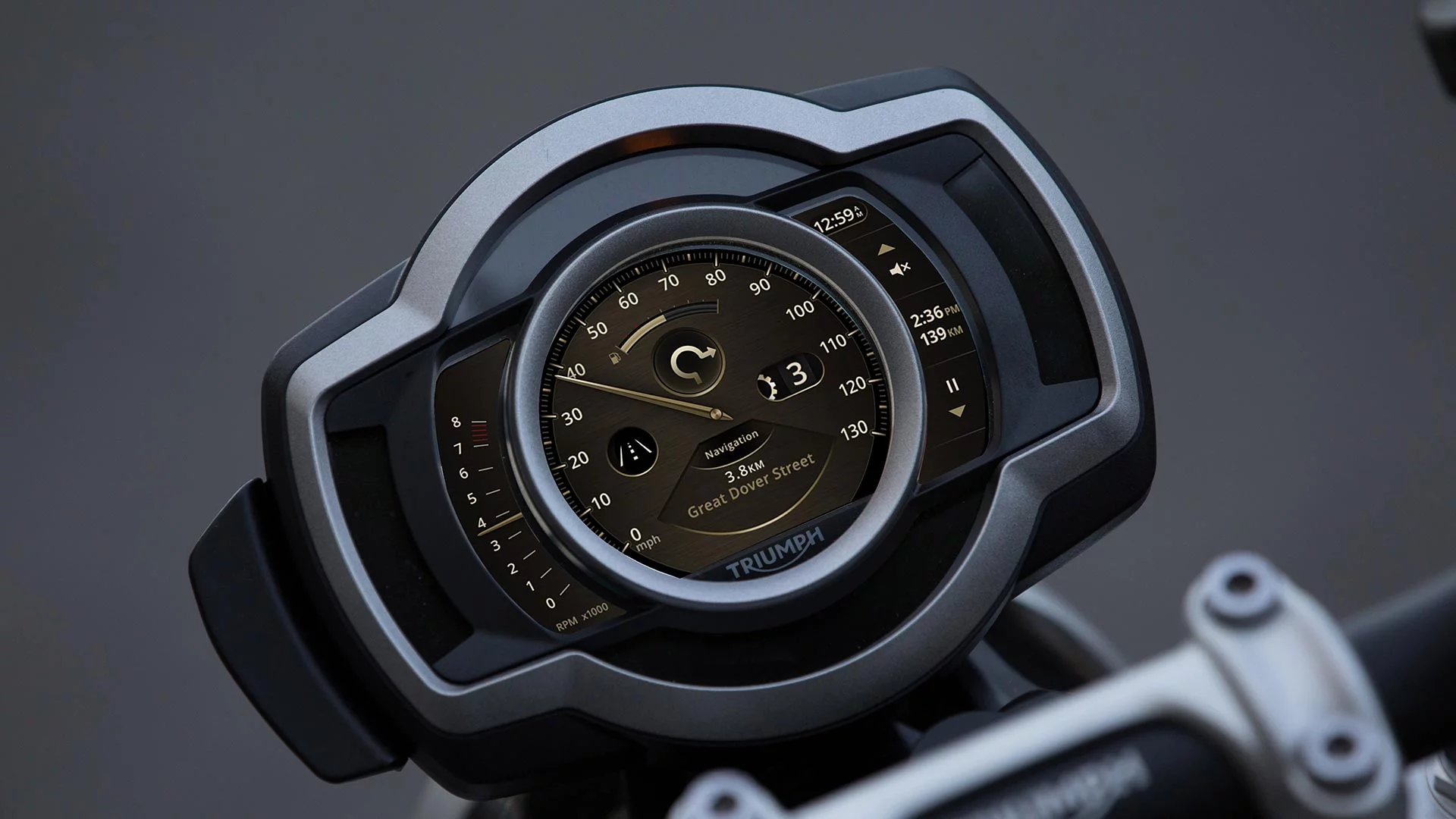 Fitur canggih triumph