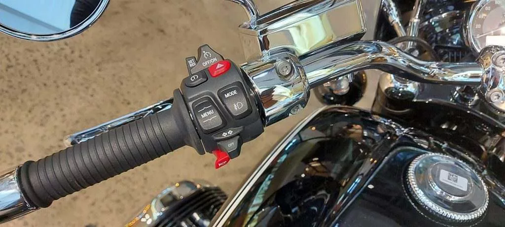R 18 Terbaru 2021