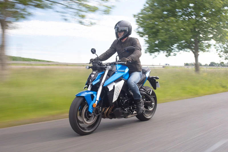 Suzuki GSX-S950