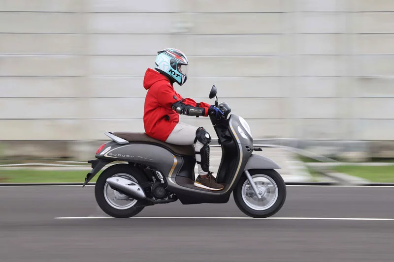 penjualan motor 2021