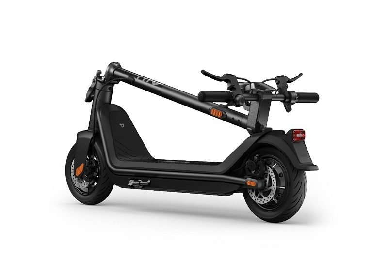 Scooter Listrik