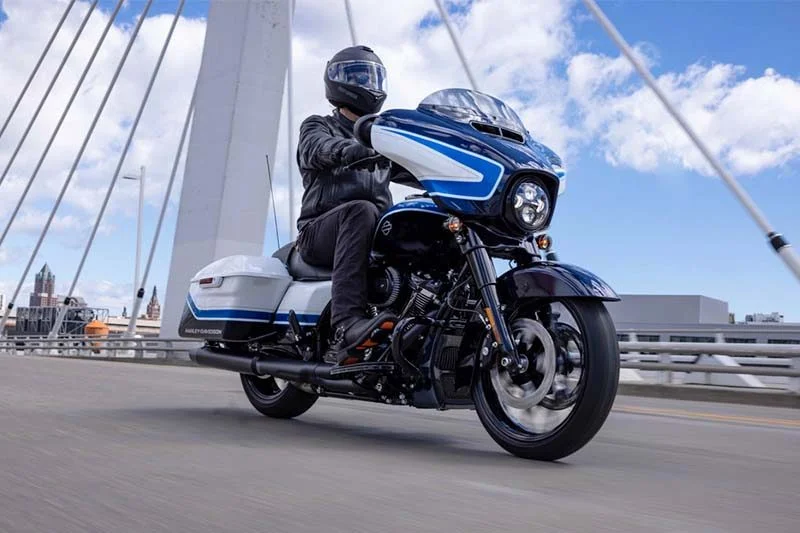 Motor Touring
