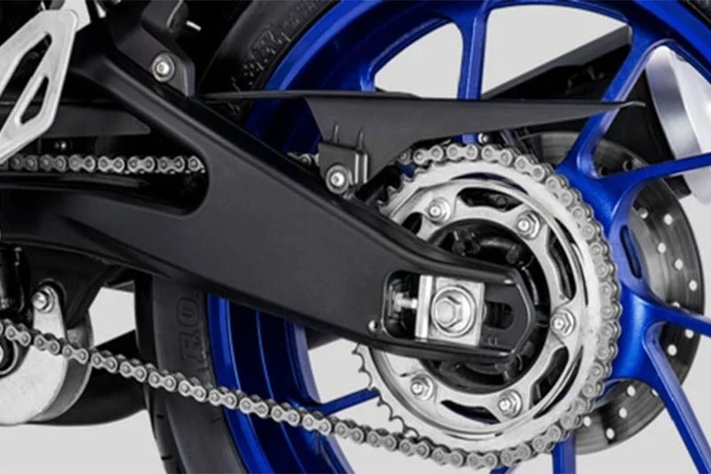 Yamaha R15