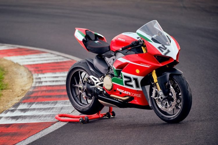 Ducati Panigale V2 Bayliss