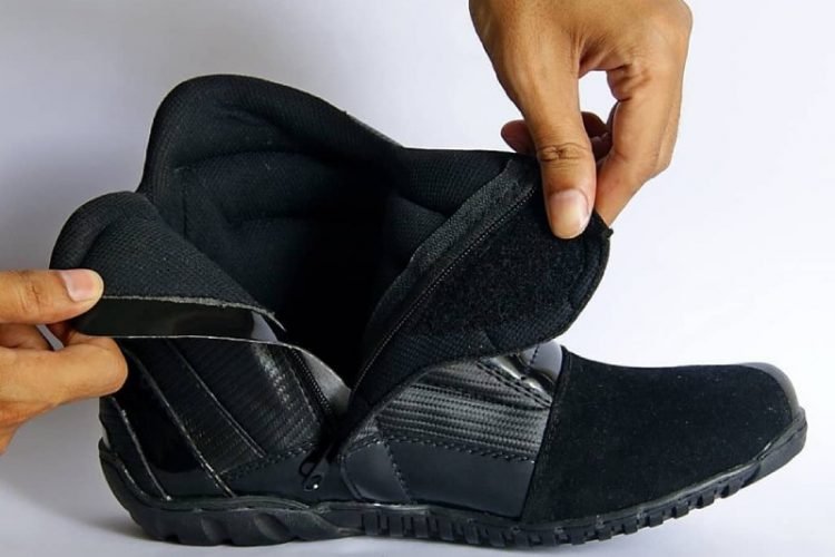 Sepatu Motor