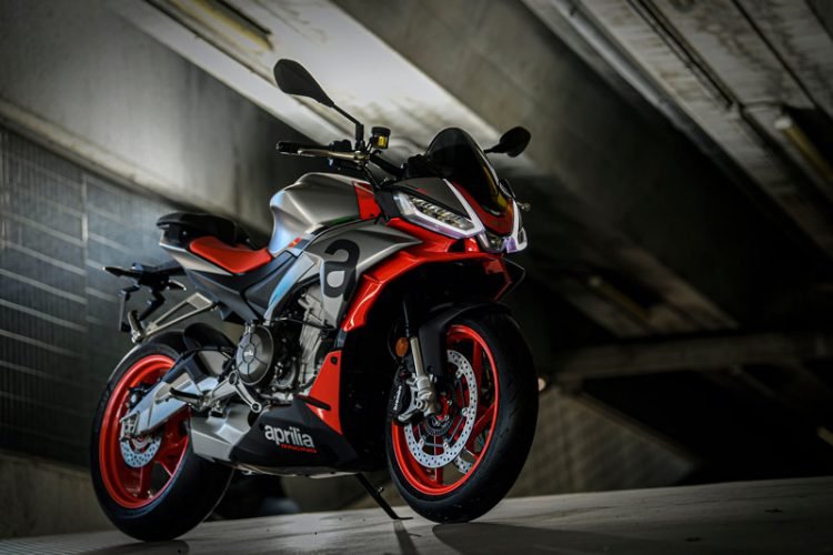 Aprilia Tuono 660