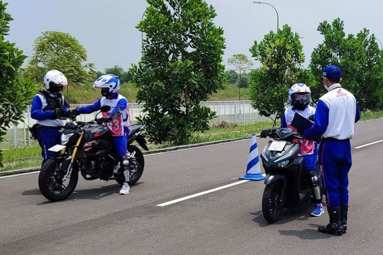 Keselamatan Berkendara