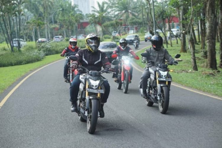 Honda CB150R Streetfire