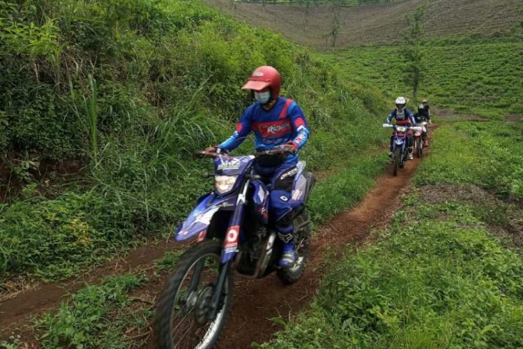 WR 155R Community