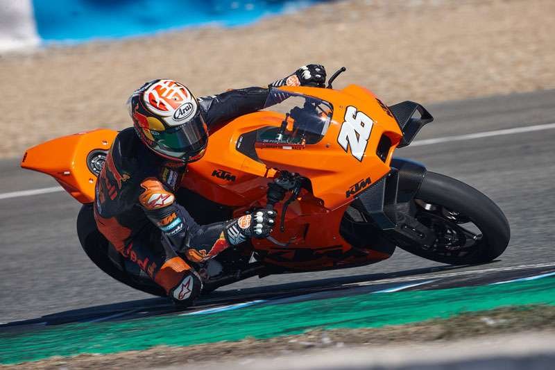 Motor Balap KTM RC 8C