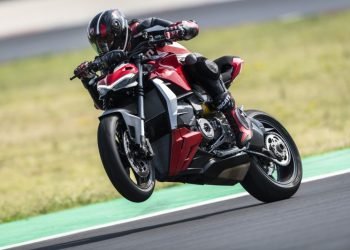Ducati Streetfighter V2 2022