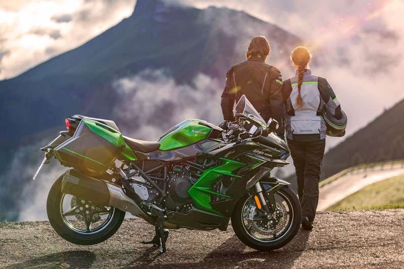 Kawasaki Ninja H2 SX 2022