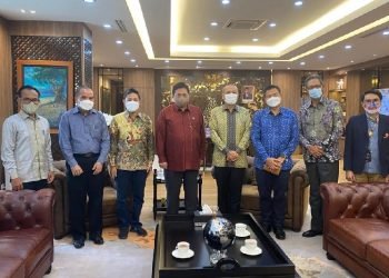 Industri otomotif